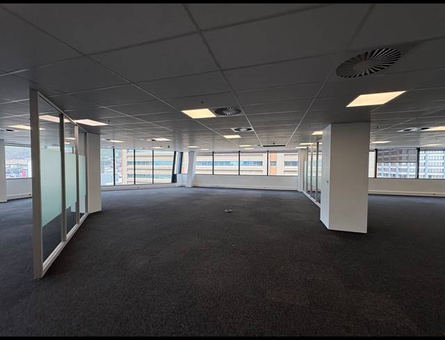625M² OFFICE TO LET IN CAPE TOWN CITY CENTRE